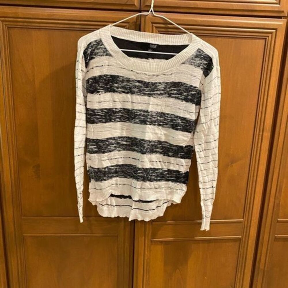 Euc Ana Lightweight Sweater